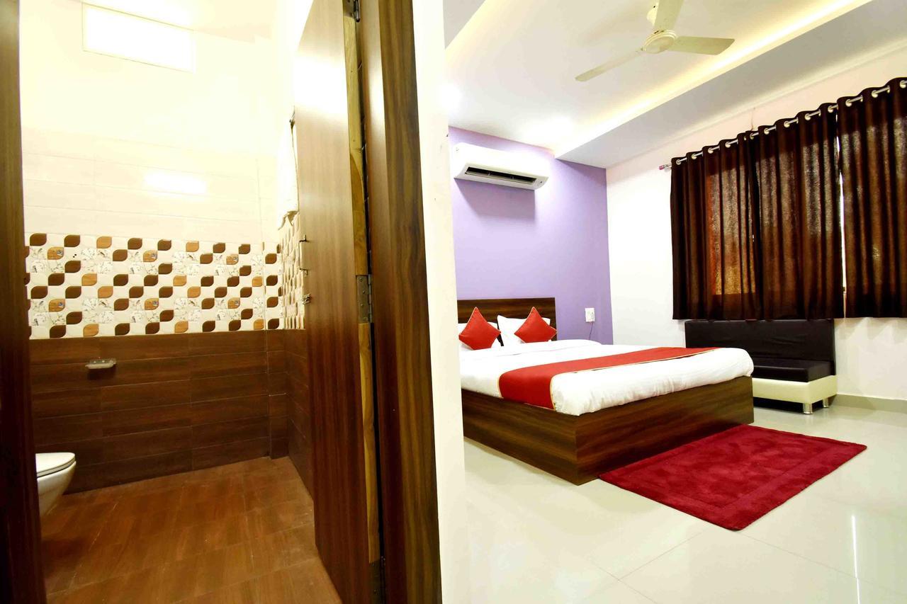 Hotel Hori Palace Удджайн Екстер'єр фото