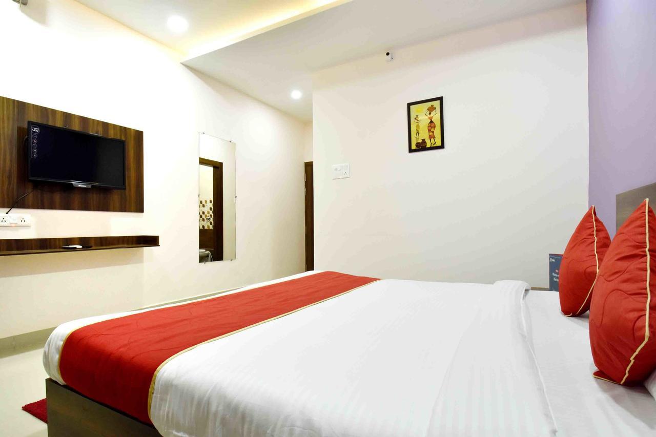 Hotel Hori Palace Удджайн Екстер'єр фото